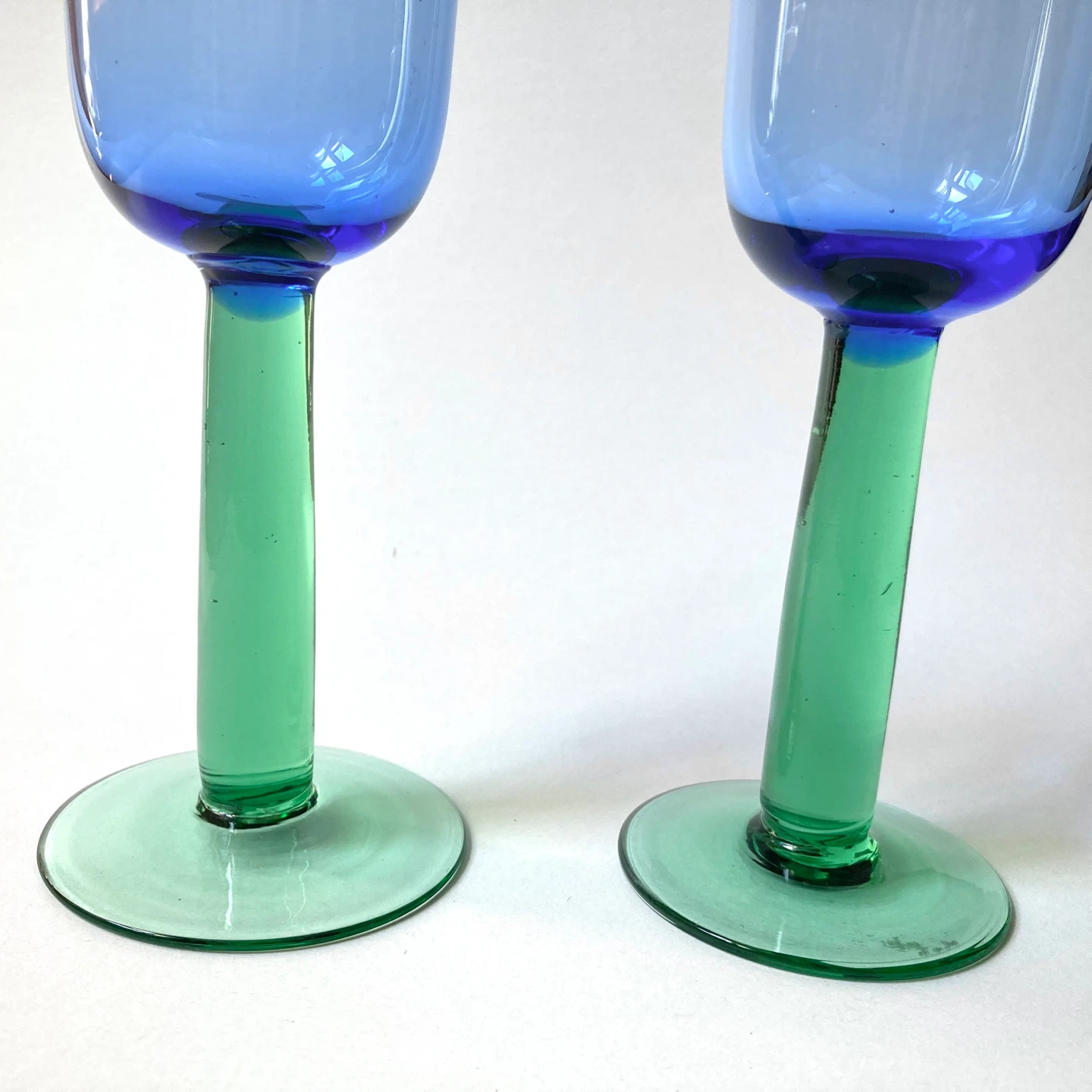 Pair of Vintage Scandinavian Postmodern Wine Glasses - photo 4