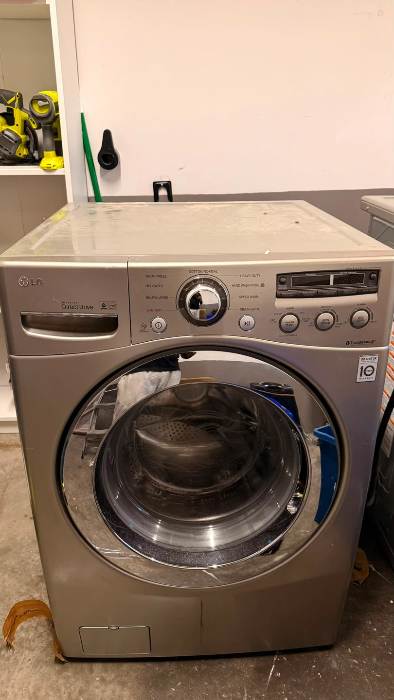 LG Front Load Washing Machine and Dryer Set - photo 3
