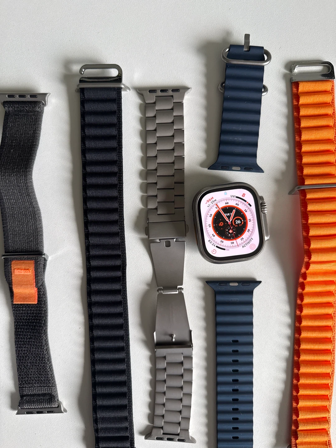 Apple Watch Ultra 2 49 mm  (100% battery health) + bands add on - photo 4