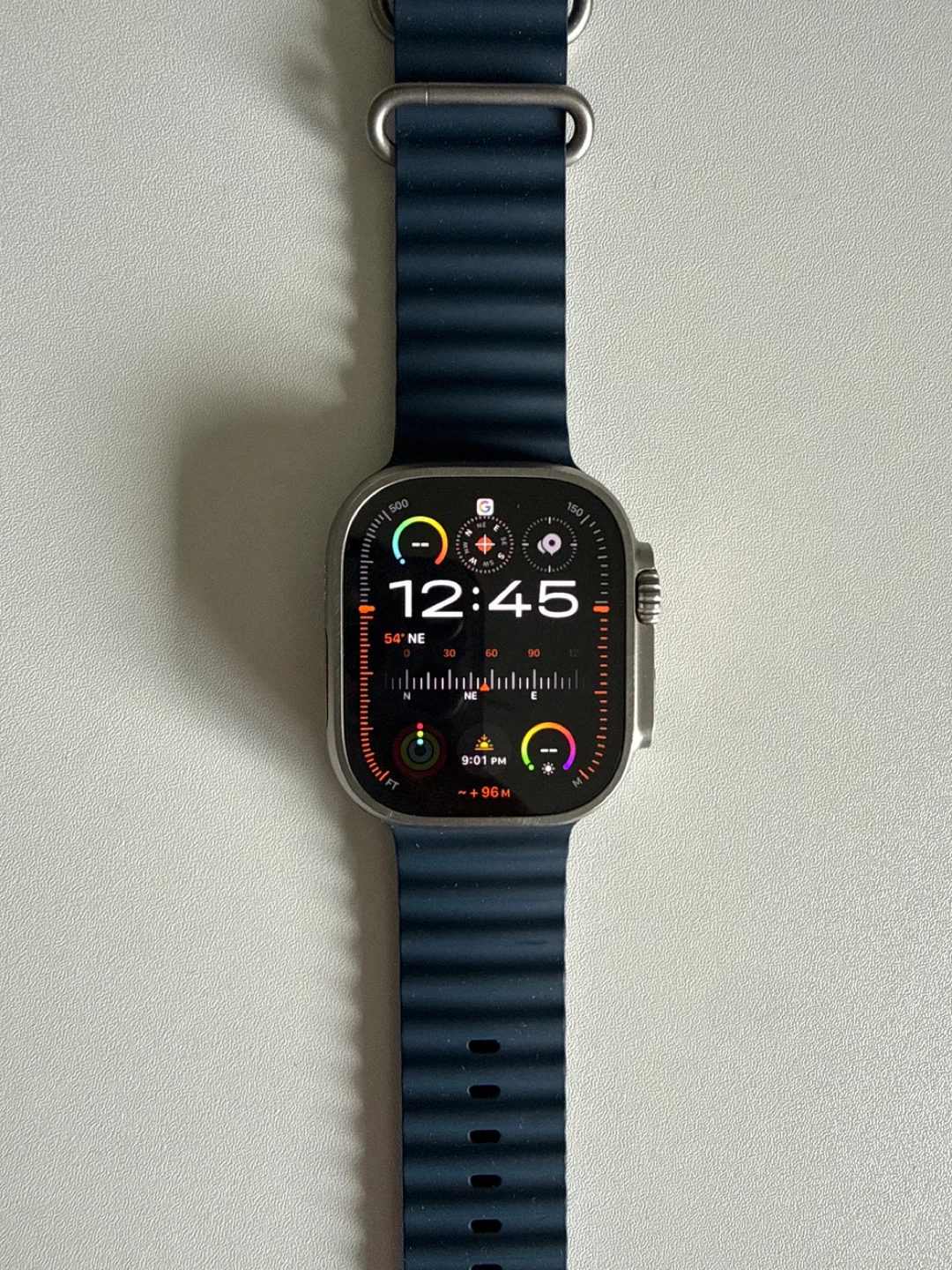 Apple Watch Ultra 2 49 mm  (100% battery health) + bands add on