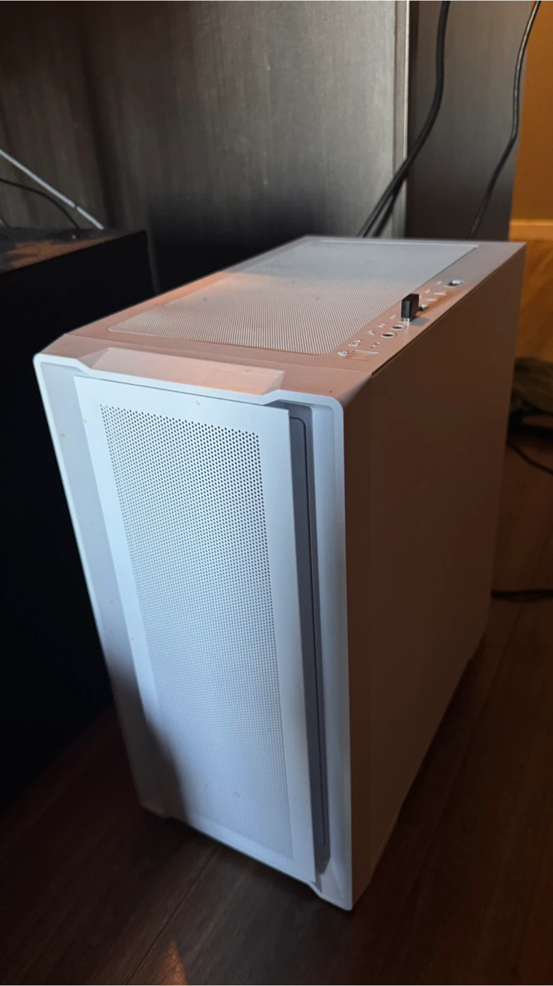 Gaming PC with NVIDIA GeForce GTX 1660 Ti