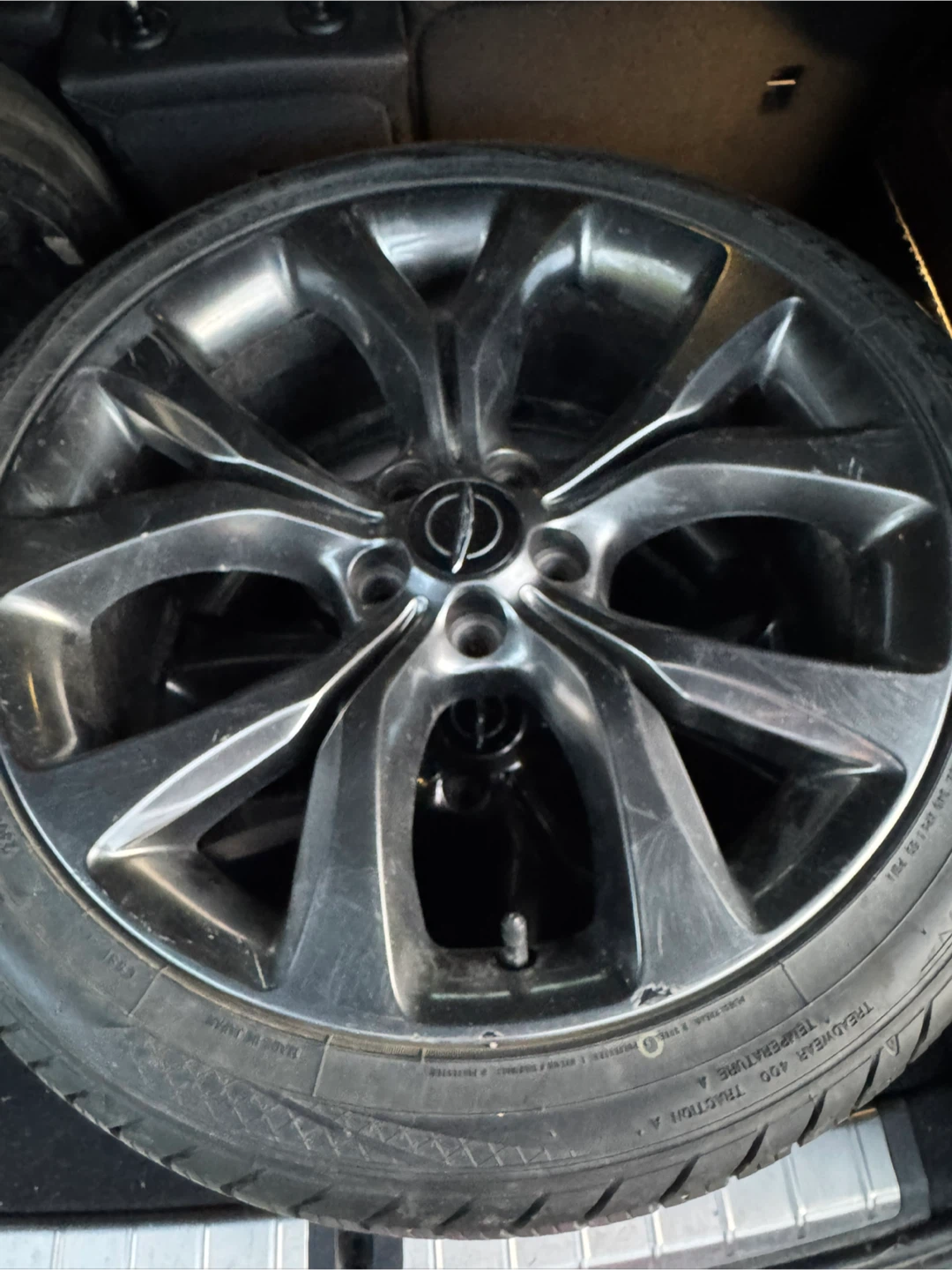 3 Tires with the rims - photo 3