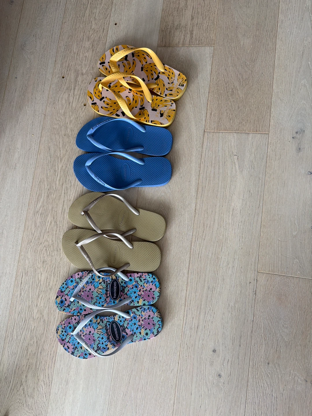 Havaianas Flip Flops - 4 Pairs