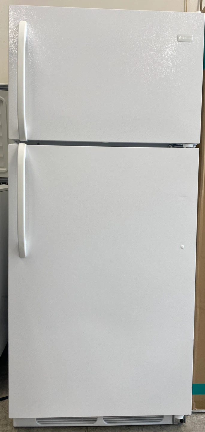 Newer Energy Efficient FRIDGE - photo 2