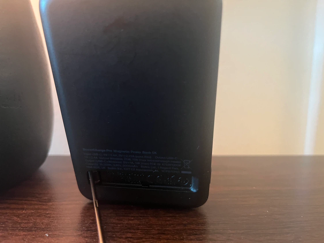 Belkin BoostCharge Pro Magnetic Power Bank - photo 4