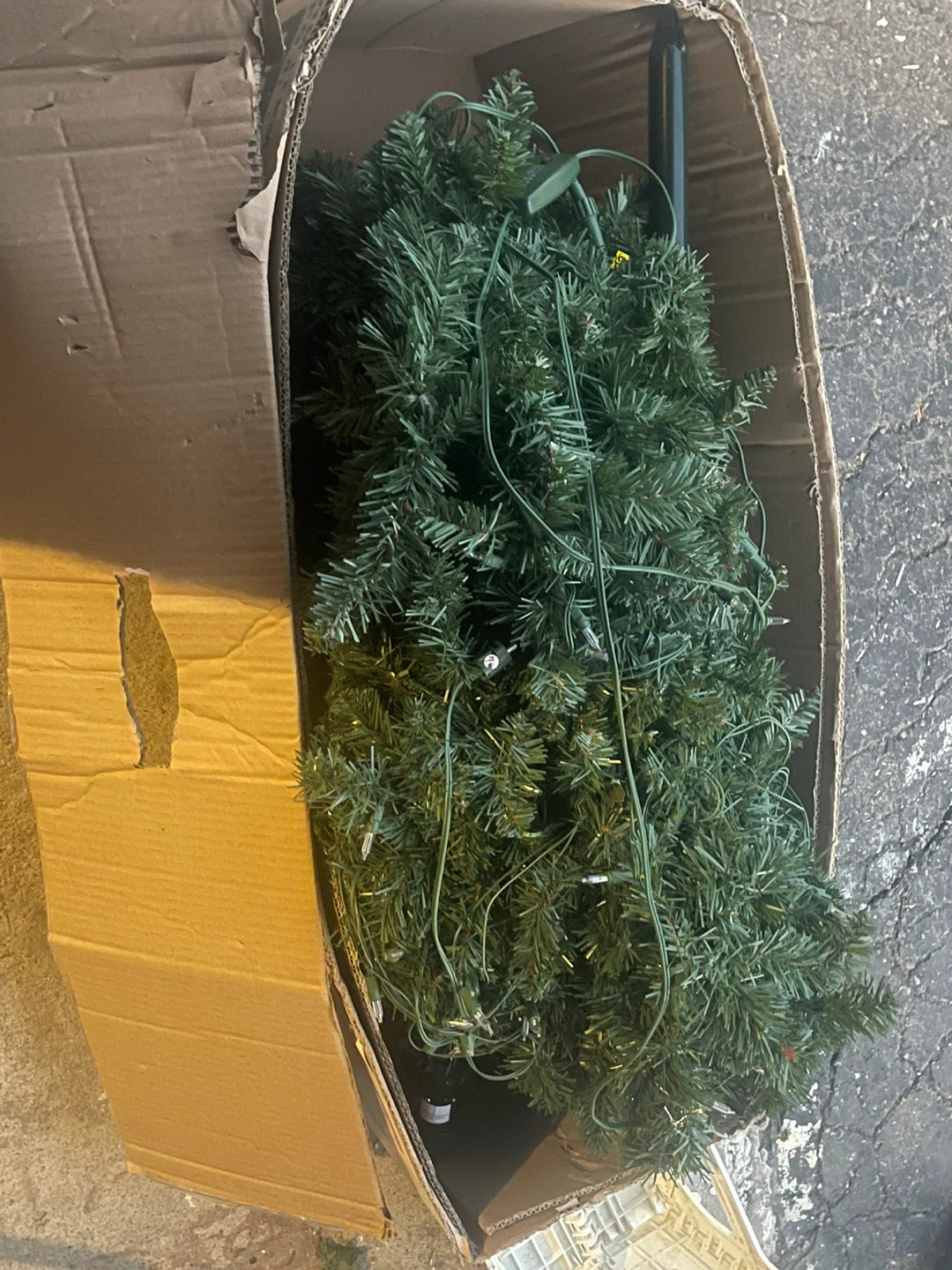 Holiday Time 7-Foot Pre-Lit Duncan Artificial Christmas Tree - photo 2