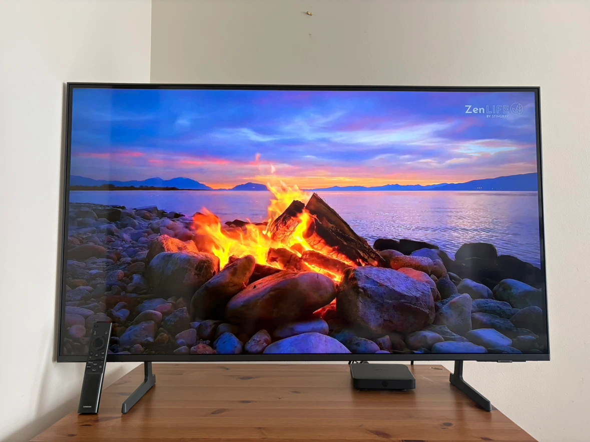 Samsung 43” Crystal UHD 4K Smart TV (2024 model) - photo 3