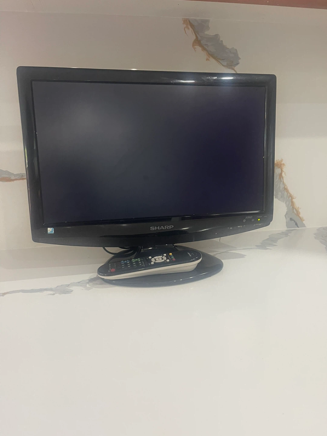Sharp LC-19SB24U 19" LCD TV