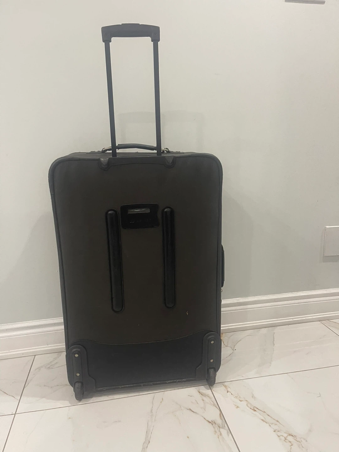 Delsey Dark Grey Suitcase - photo 4