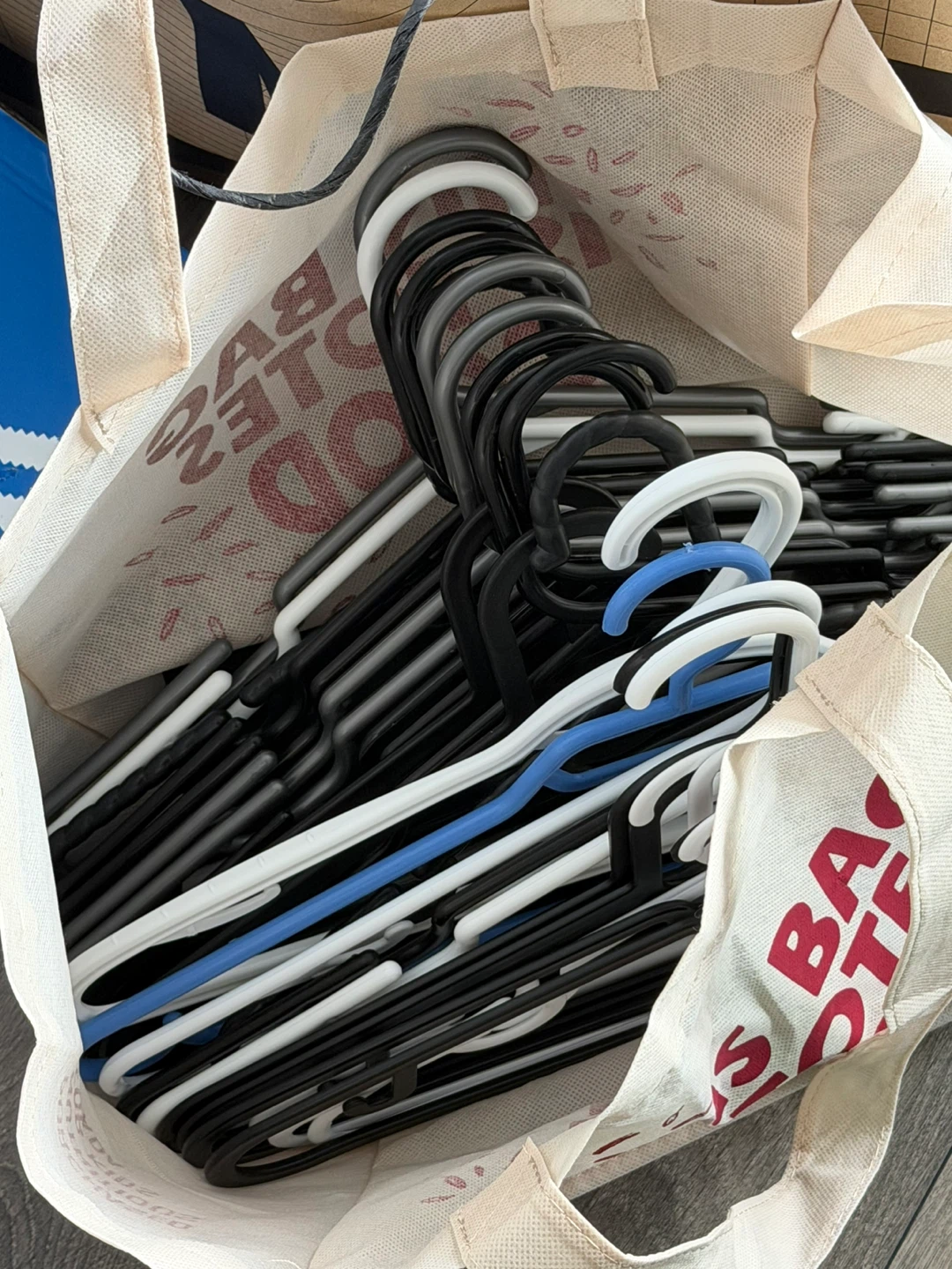 Mixed Colour Plastic Clothes Hangers