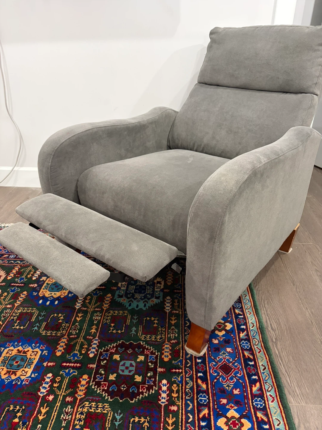 Grey Recliner Chair - photo 4