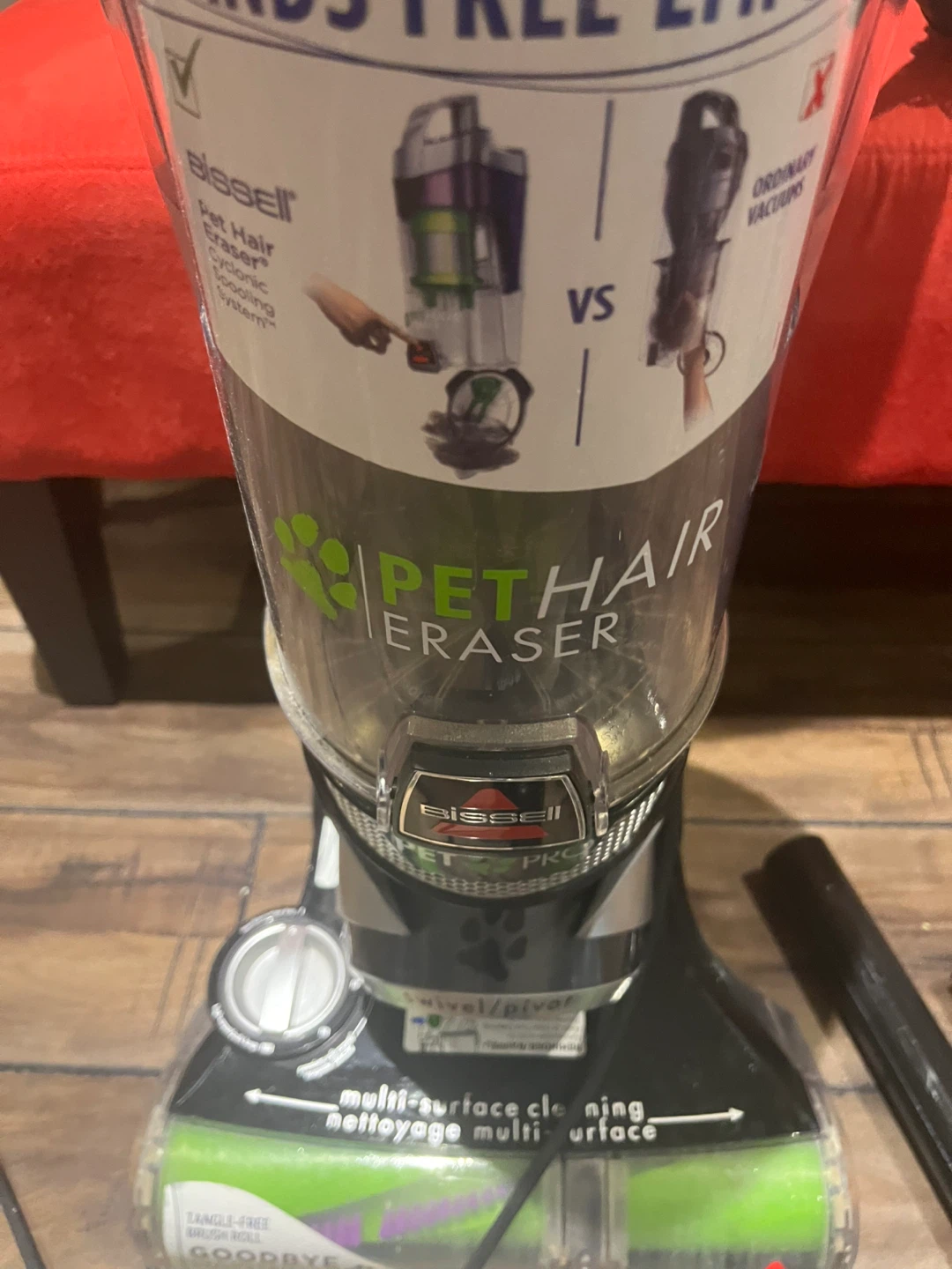 EUC BISSELL VERY CLEAN powerful  pet hair eraser vacuum - photo 3