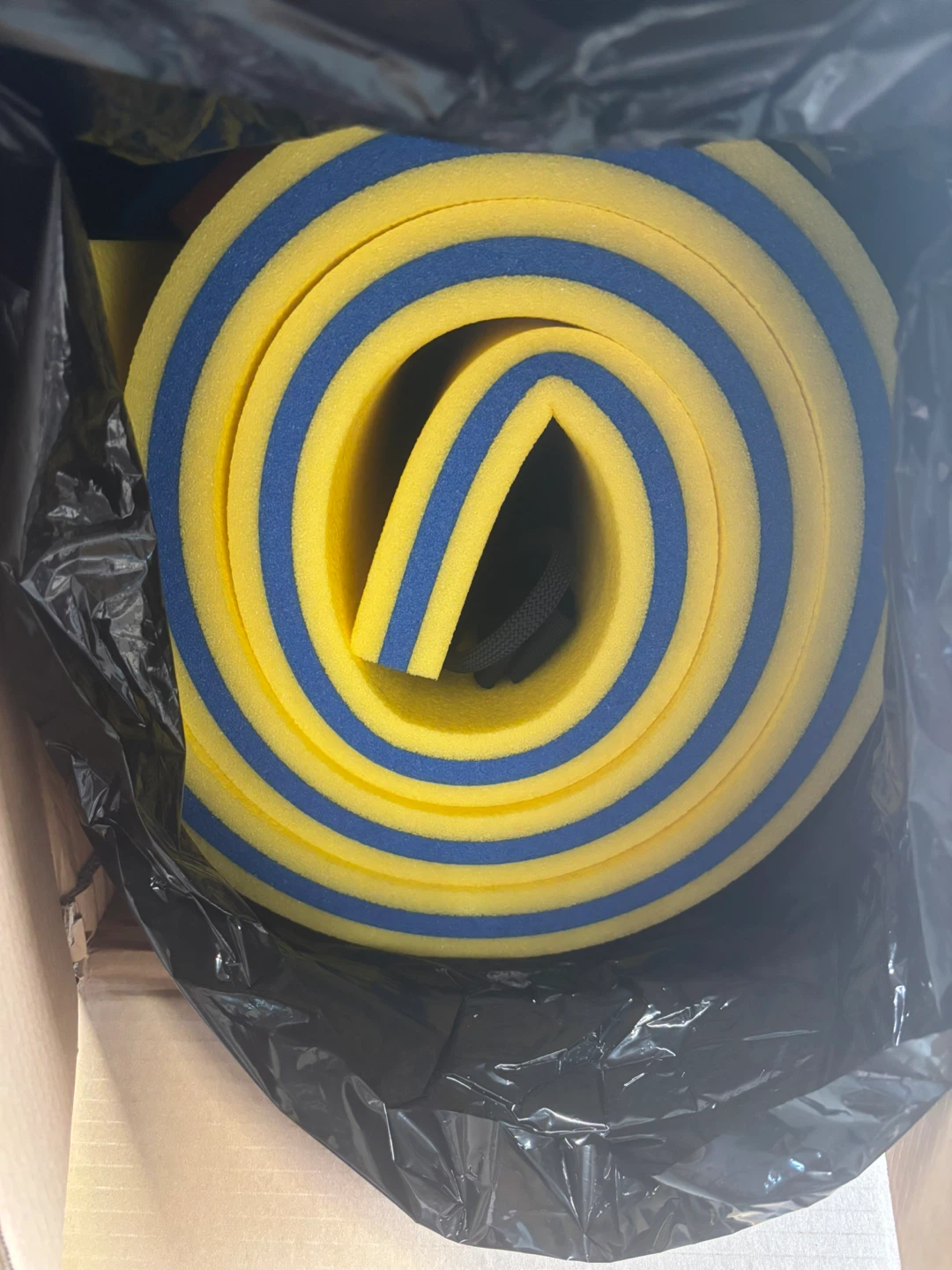 Yellow and Blue Floating Mat - 7.3' x 3' - photo 4