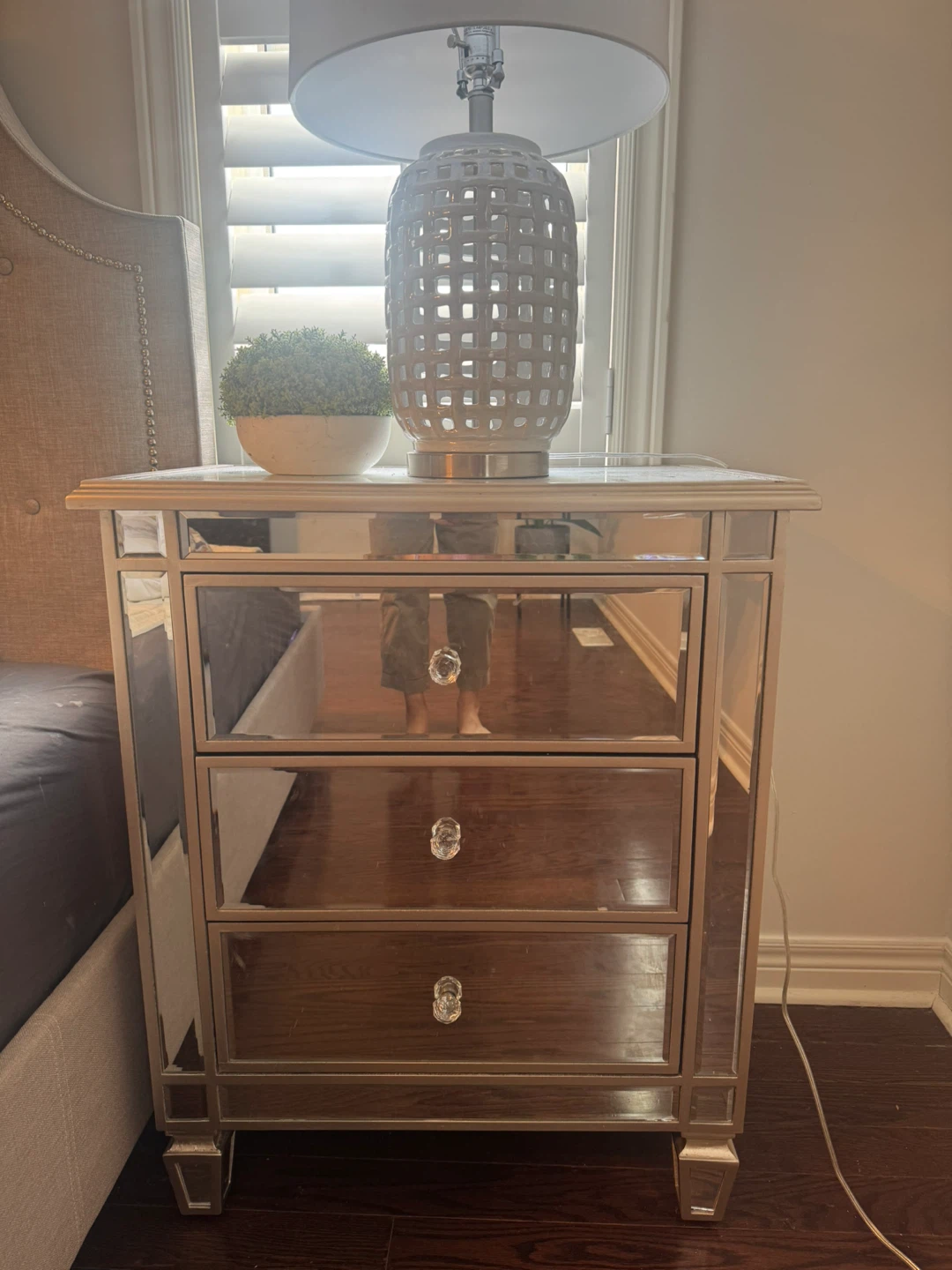Mirrored 3-Drawer Nightstand