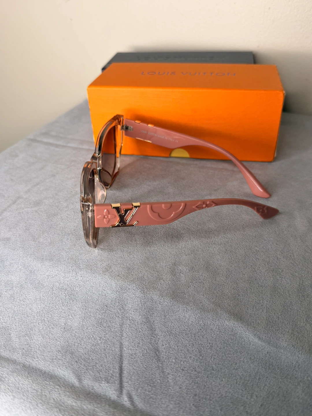 Louis Vuitton Sunglasses - photo 2