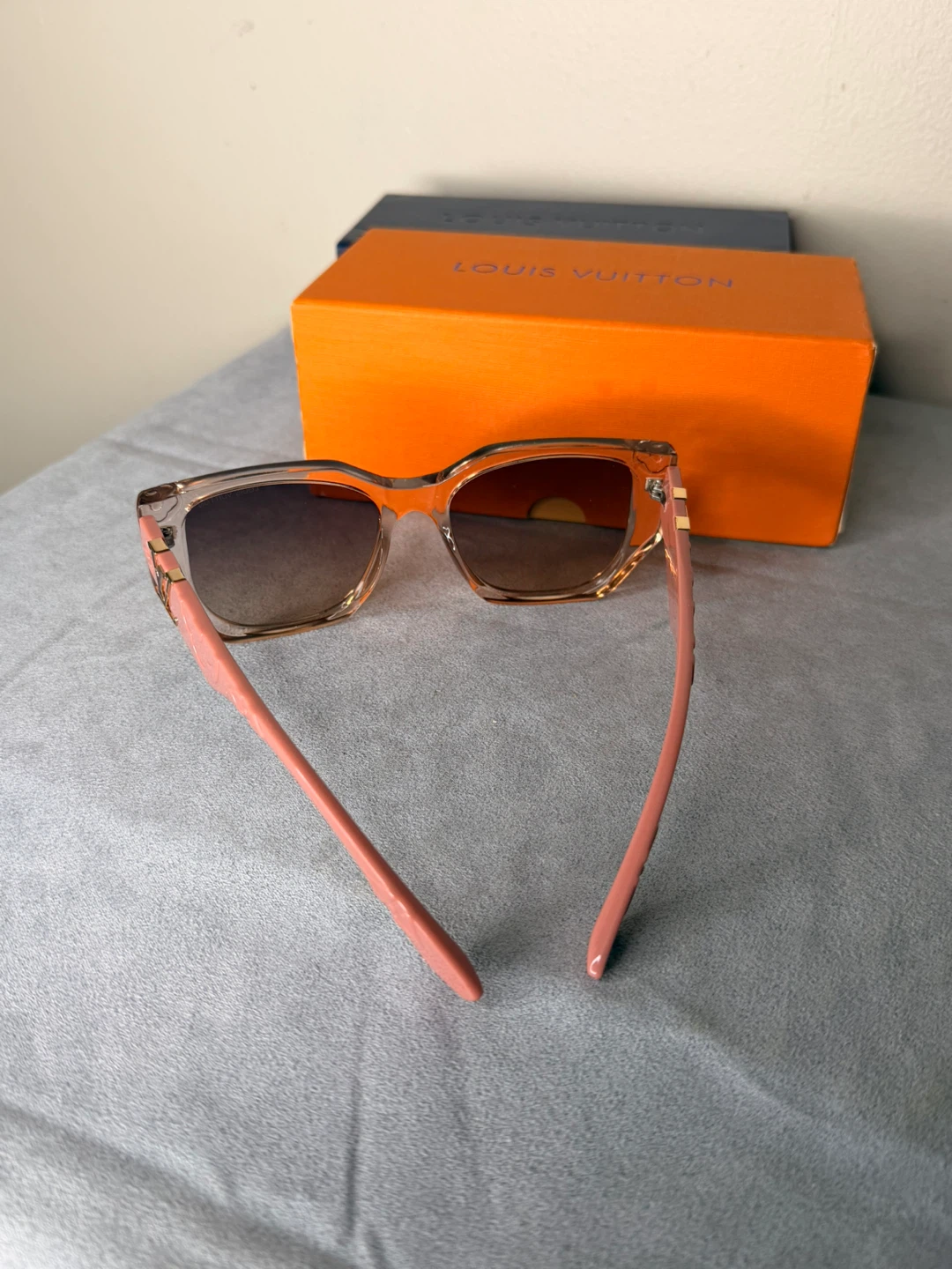 Louis Vuitton Sunglasses - photo 3