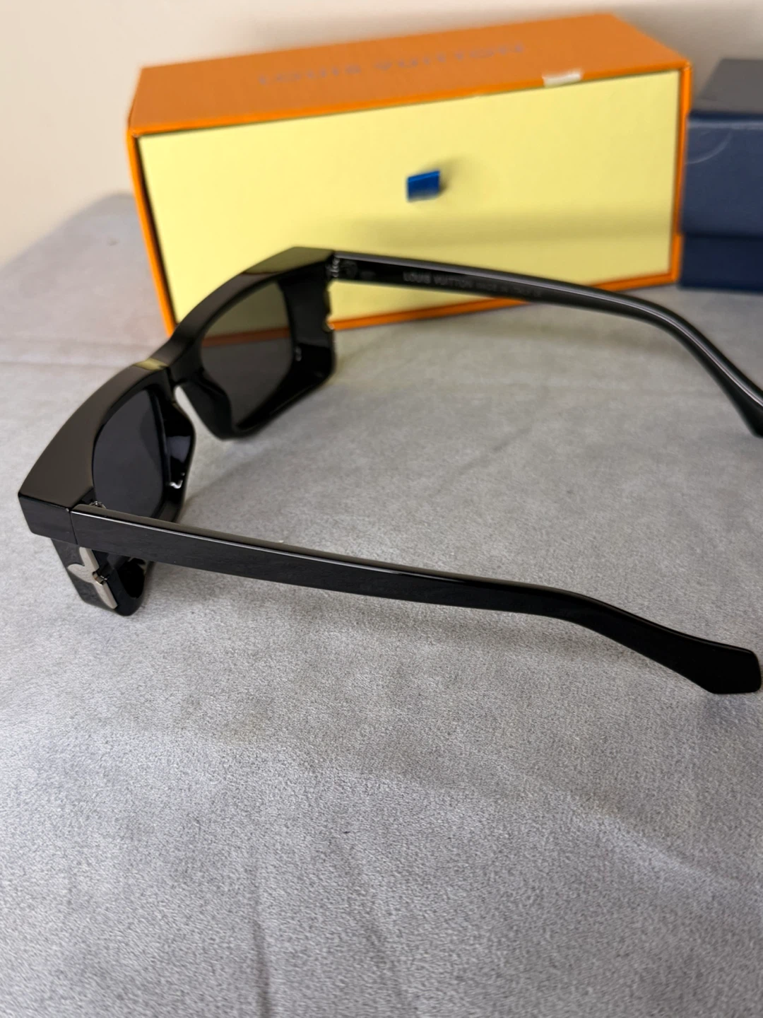 Louis Vuitton Sunglasses - photo 3