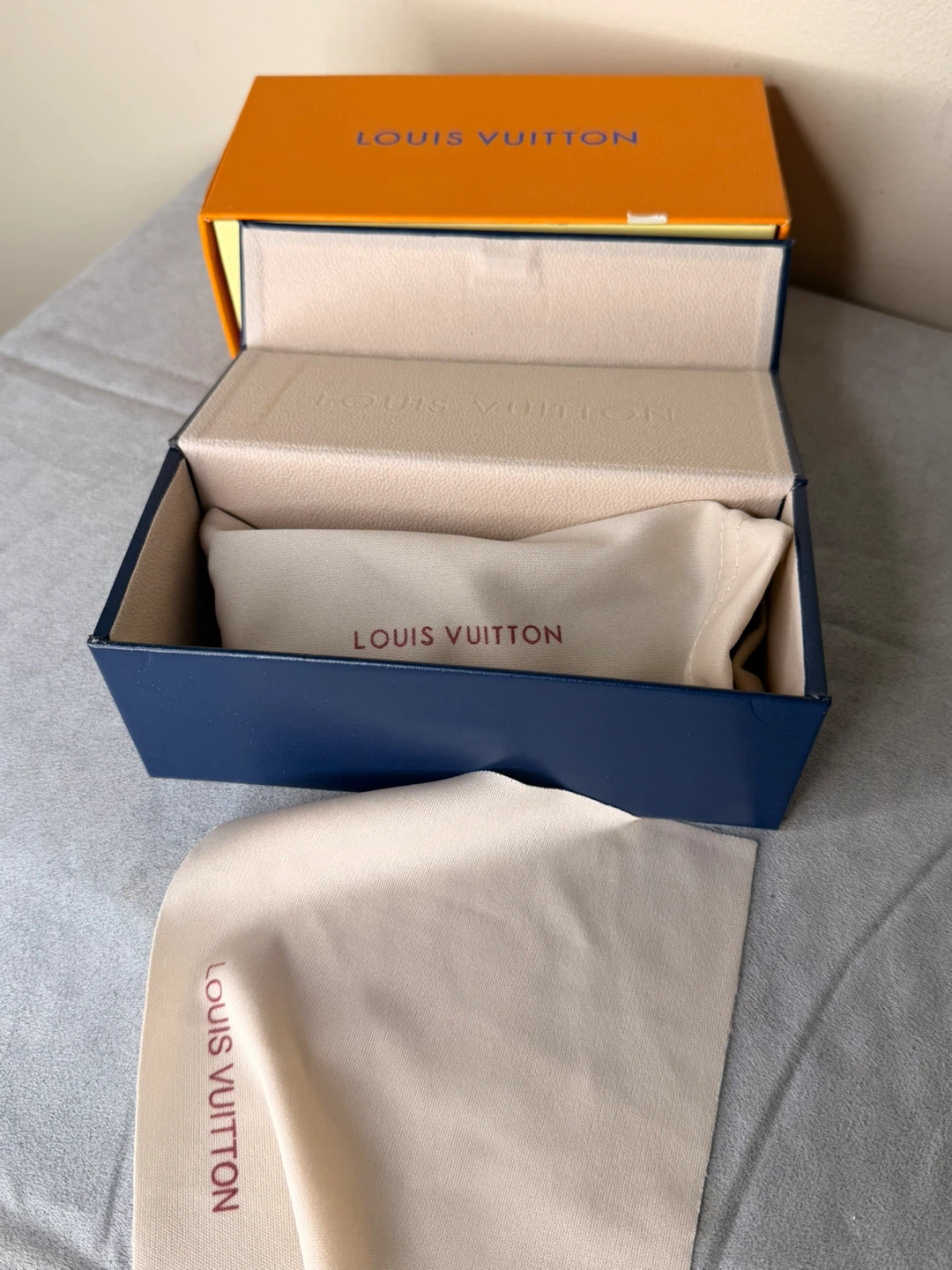 Louis Vuitton Sunglasses - photo 4