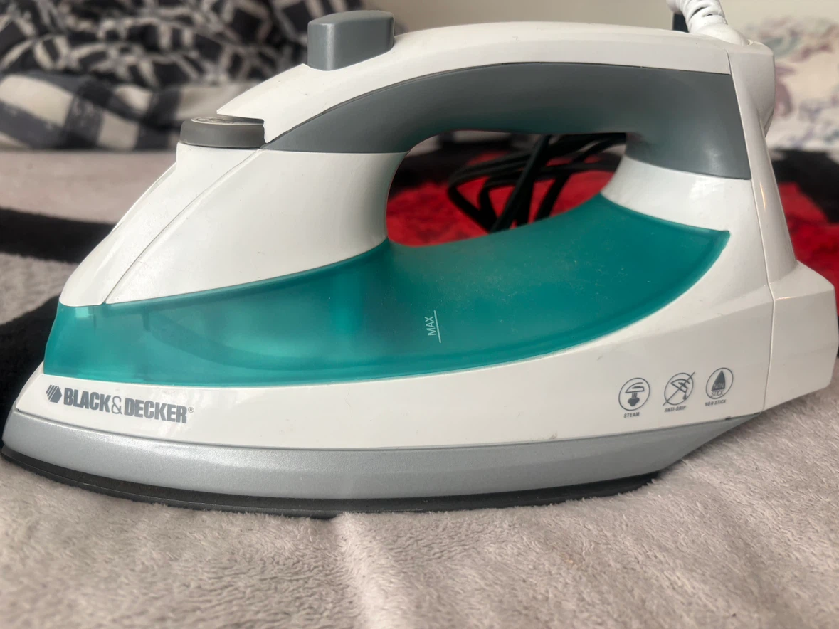 Black&Decker Iron - photo 2