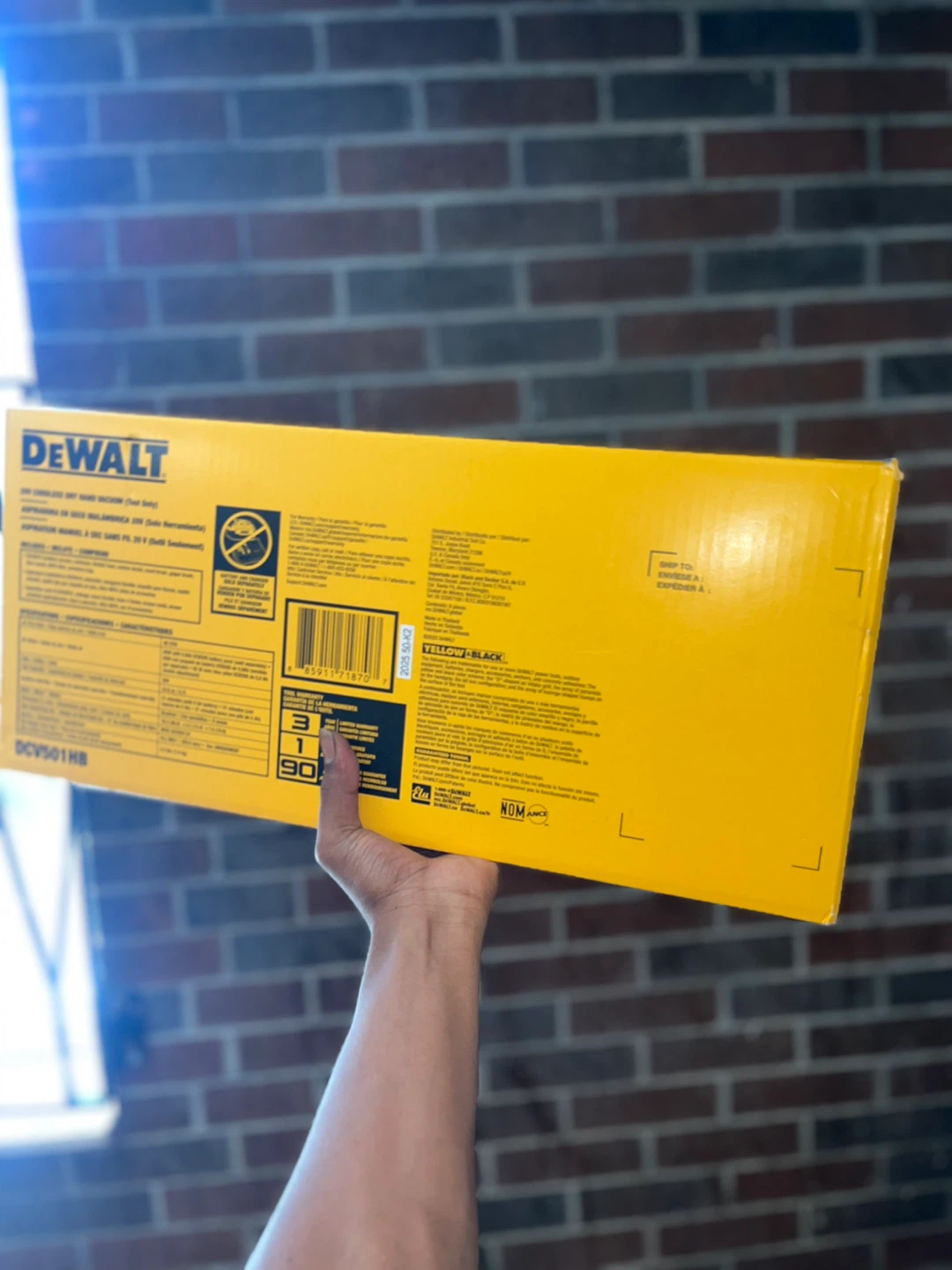 DeWalt 20V Cordless Dry Hand Vacuum - photo 2