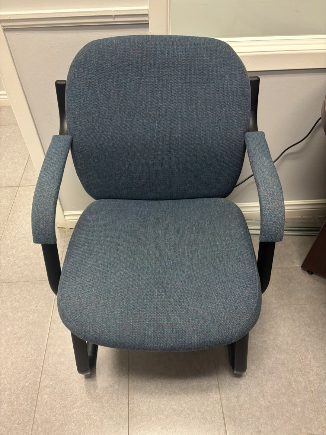 Blue Armchair - photo 3