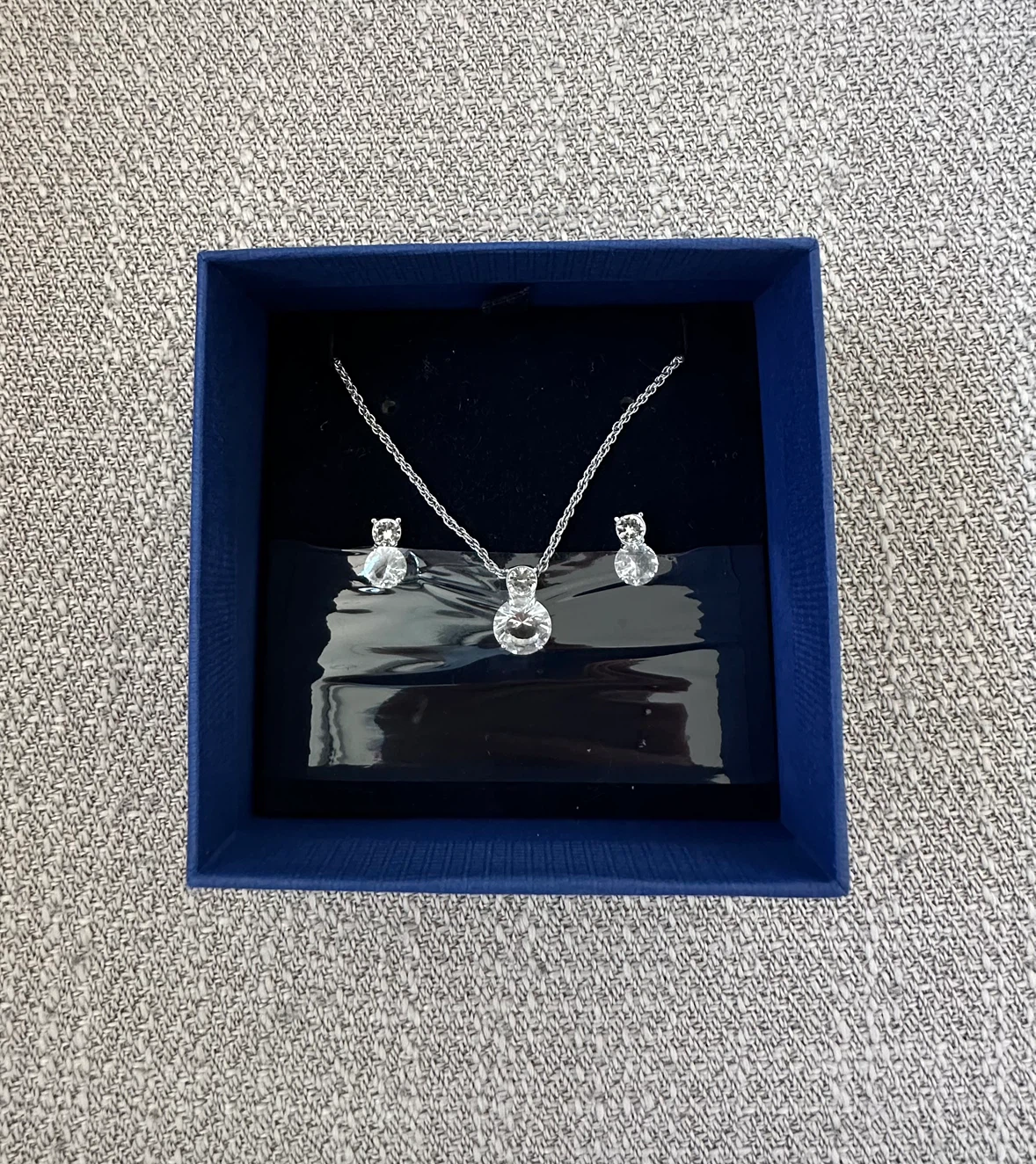 Swarovski Crystal Necklace and Earring Set - photo 2