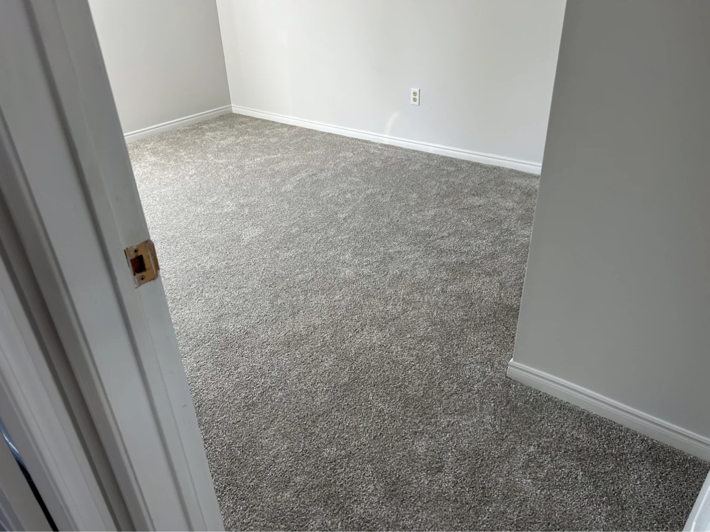 Grey Carpet for Rooms - photo 3