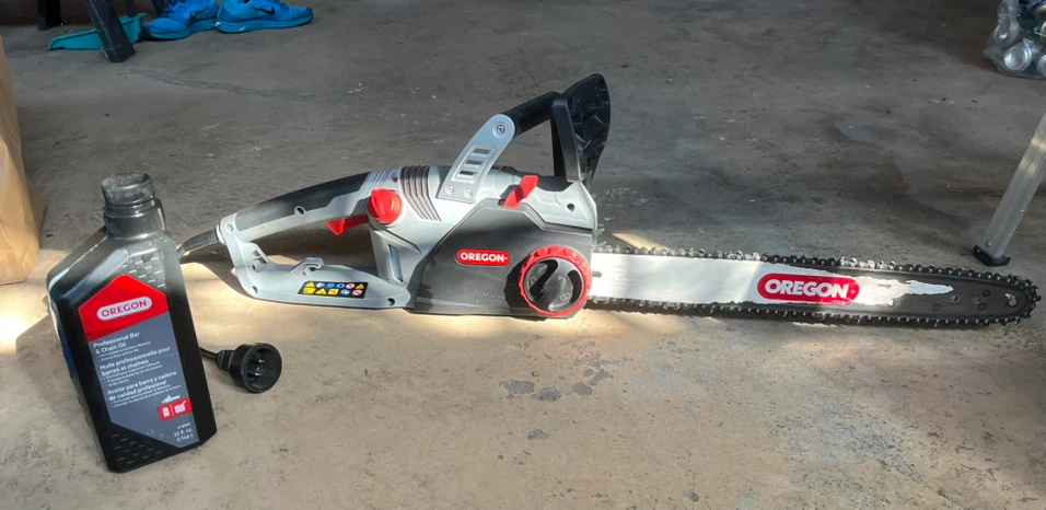 Oregon CS1500 18" Corded Chainsaw - photo 2