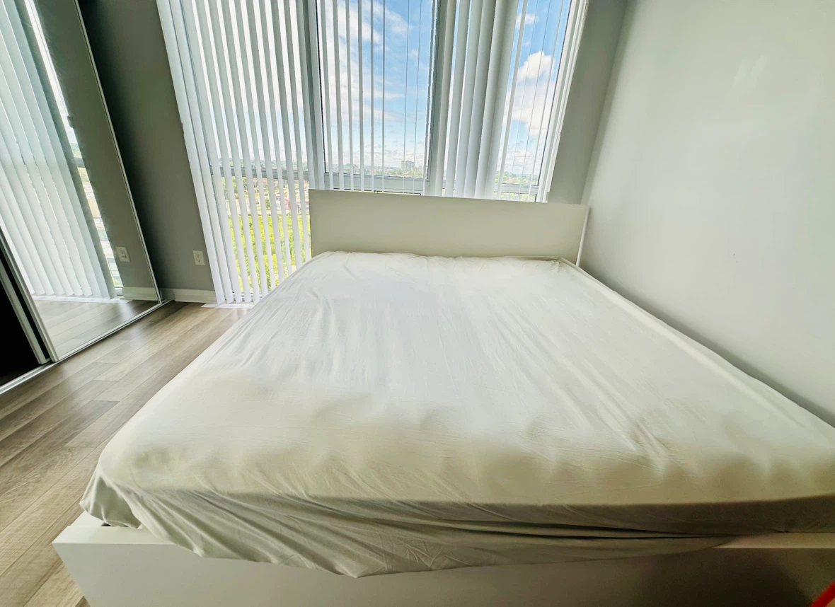 IKEA MALM King Size Bed with 1 Storage Drawer