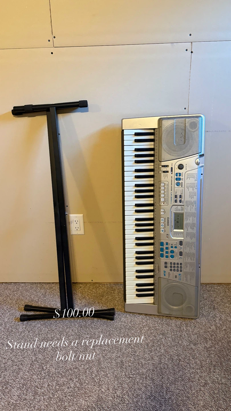Casio LK-200TV Keyboard with Stand