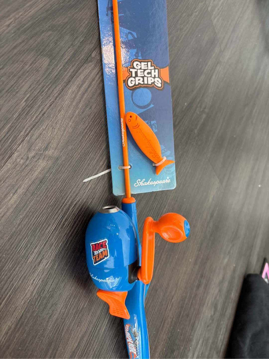 Shakespeare Hot Wheels Youth Fishing Rod and Reel Combo - photo 2