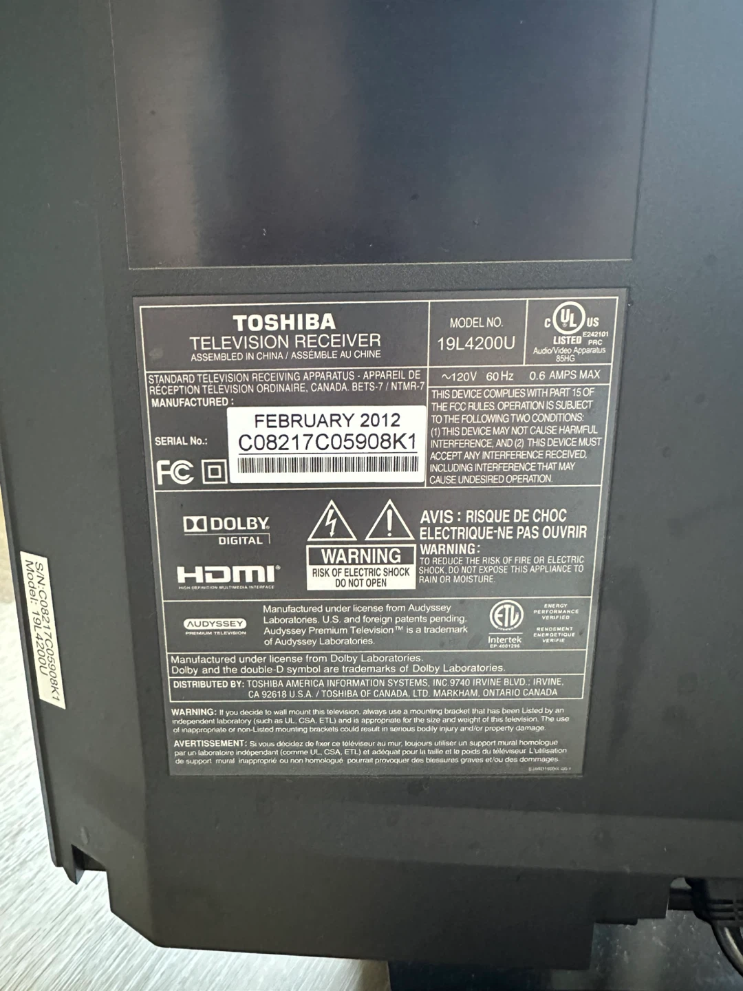 Black Toshiba 19-inch TV - photo 3