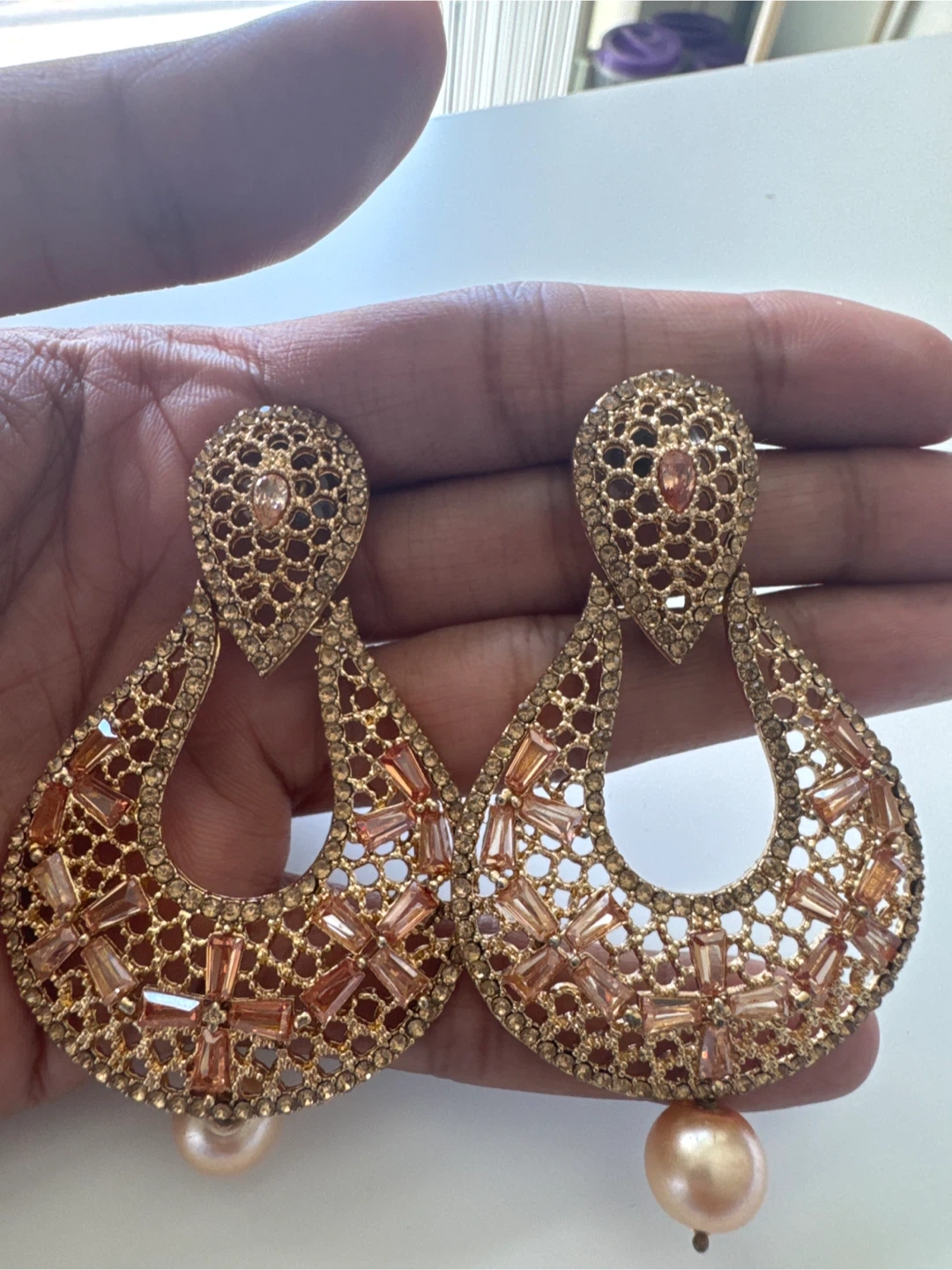 Gold tone statement chandelier earrings with pearl drops - photo 2