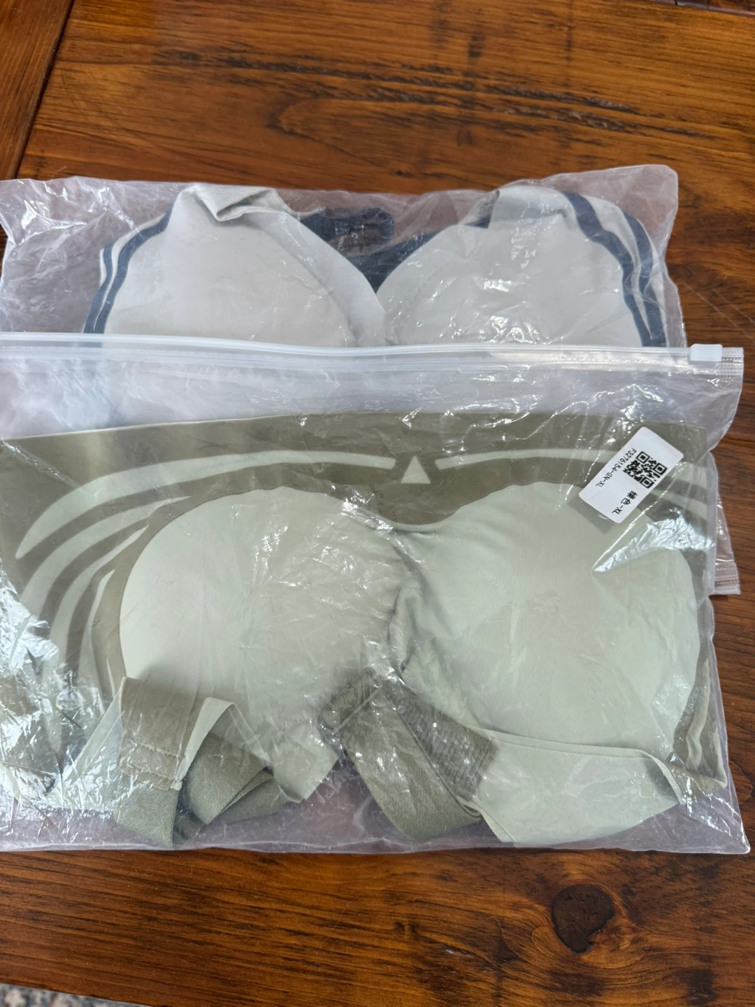 Set of 2 sports bras size XL - photo 4