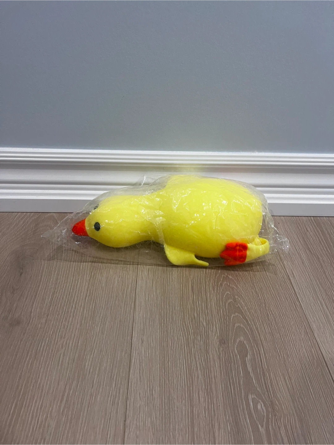 Viral Giant Duck Squishy - photo 2