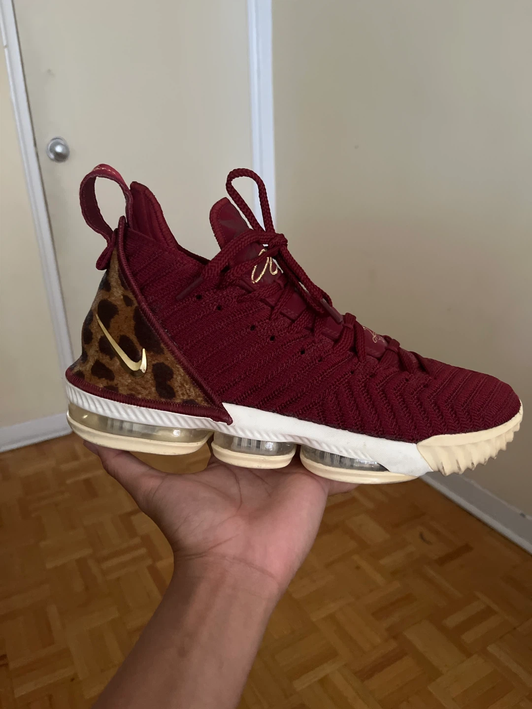 Nike LeBron 16 Burgundy Basketball Shoes - photo 3