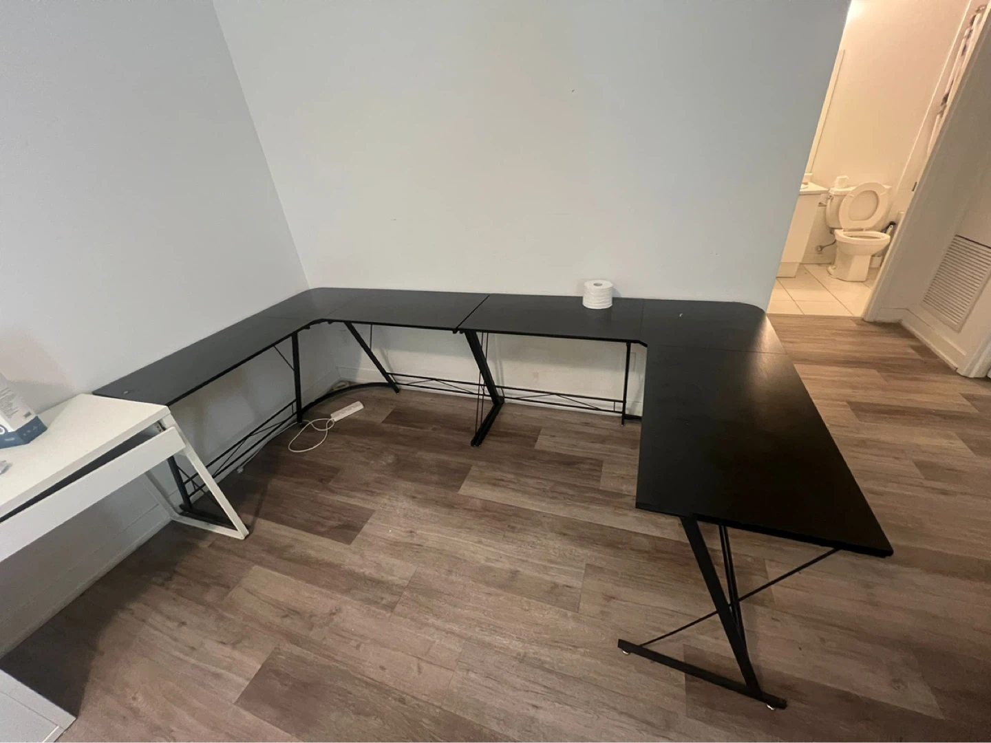 Black L-Shaped Desk - photo 3