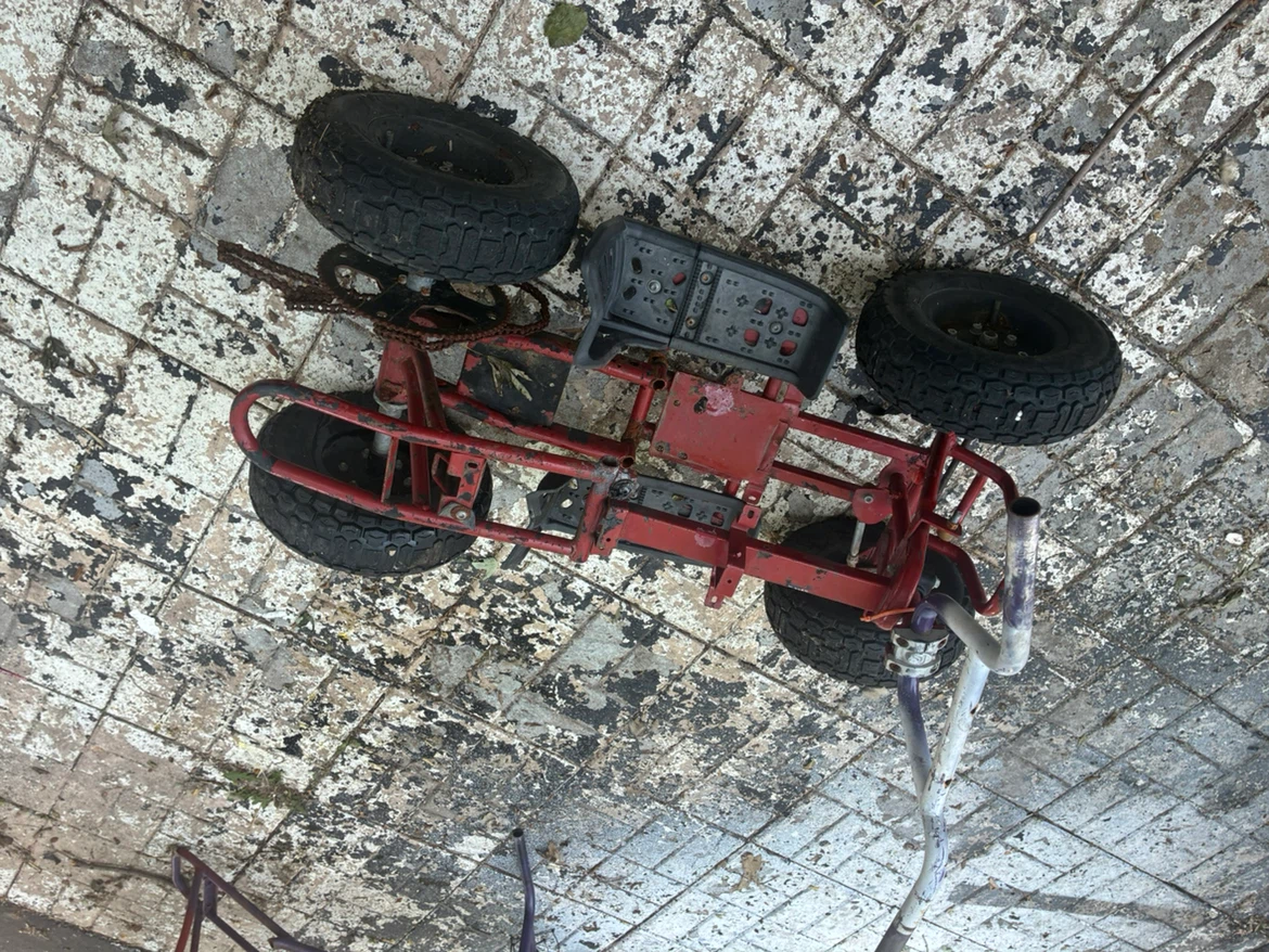 Red Mini ATV Frame - photo 2