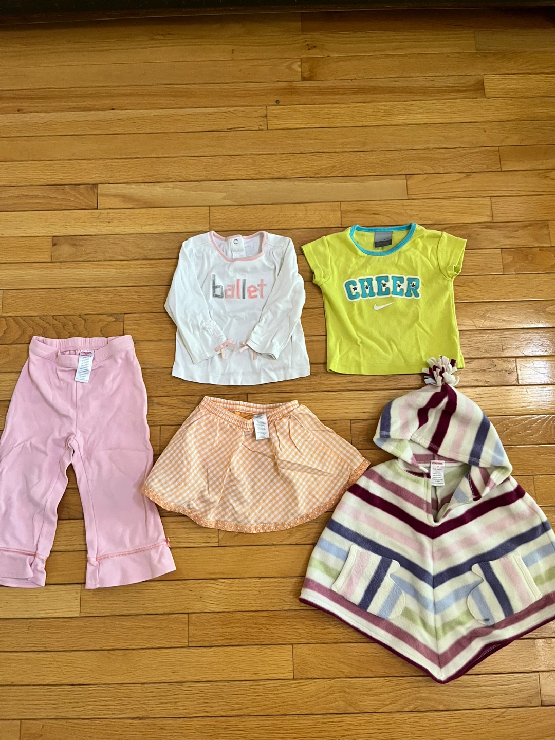 Girls Clothing Bundle - Nike Shirt & More