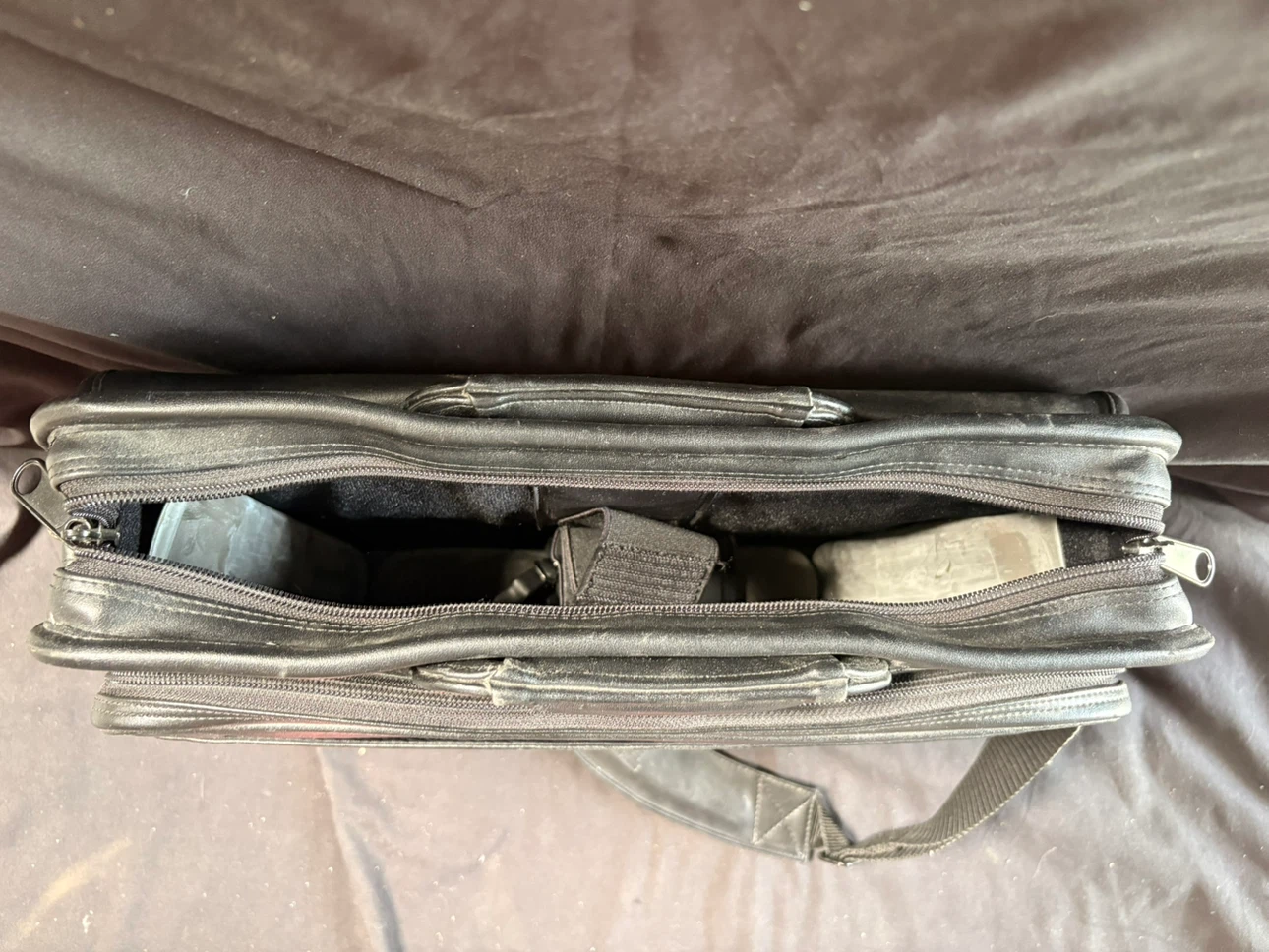 IBM Briefcase Laptop Bag - photo 3