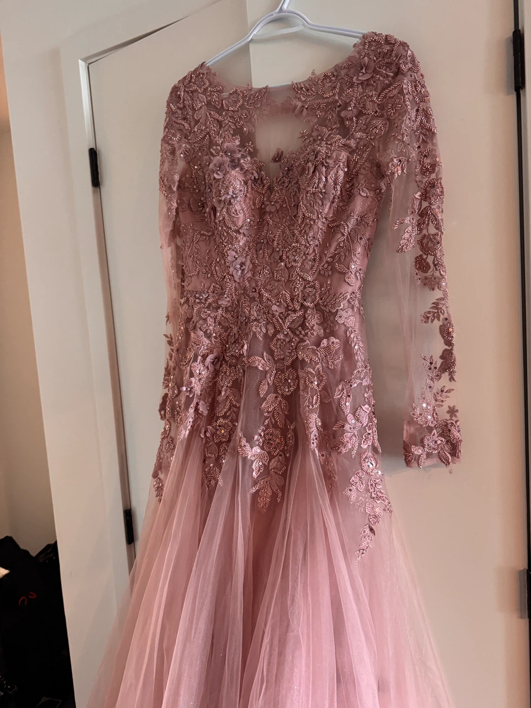 Pink Formal Gown with Intricate Floral Embellishments - photo 3