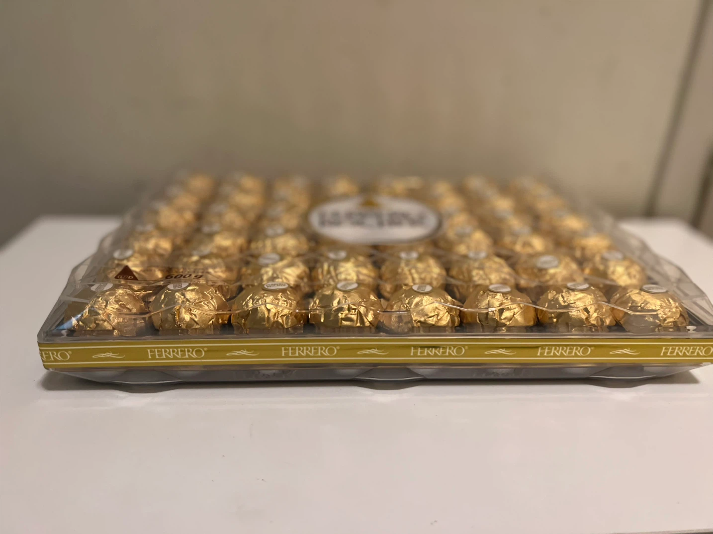 Ferrero Rocher Chocolates - 600g Box - photo 2