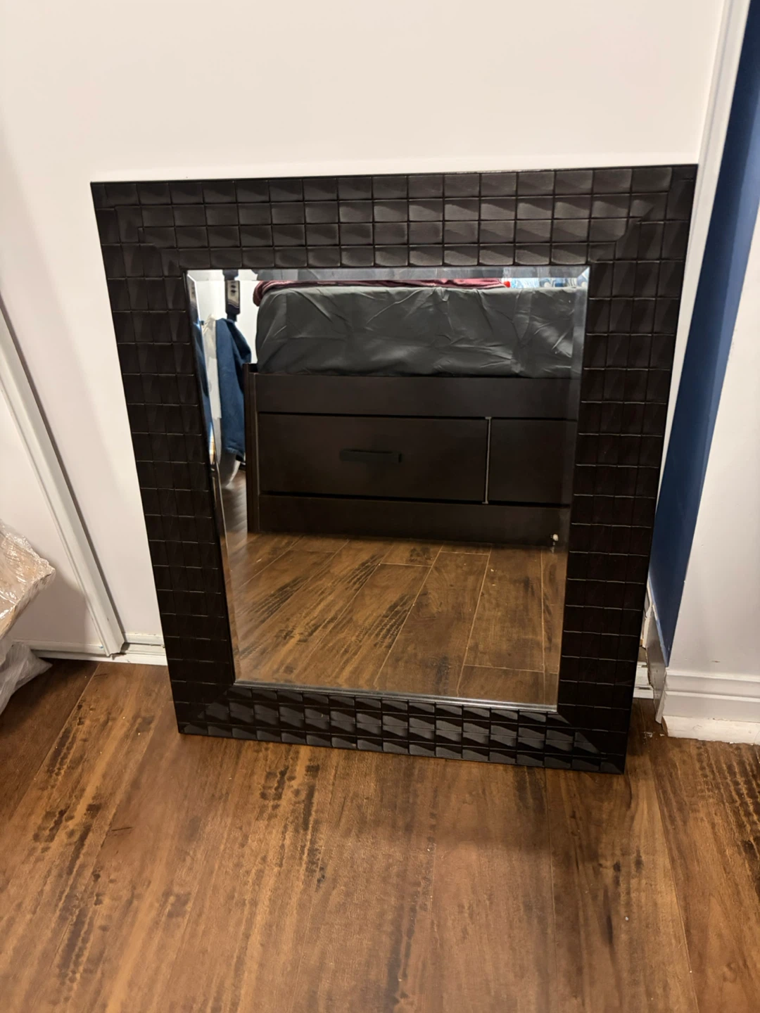 Mirror - photo 2