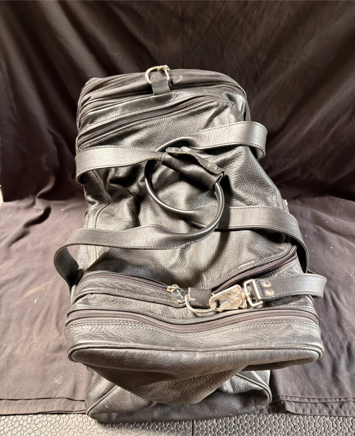 Roots Black Leather Duffle Bag - photo 2