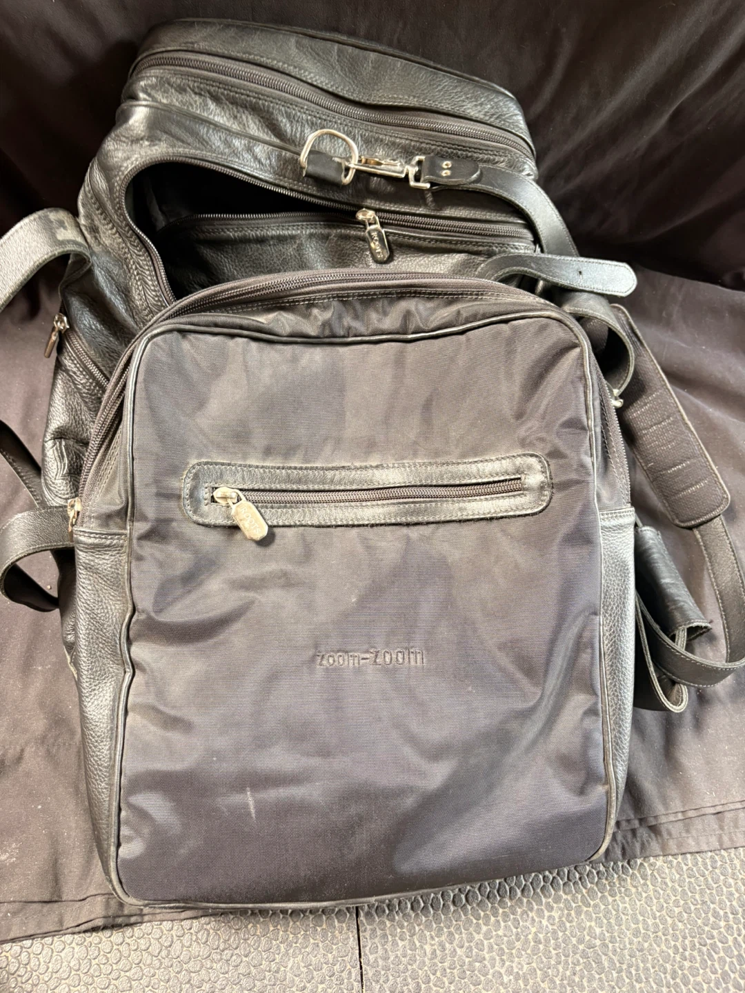 Roots Black Leather Duffle Bag - photo 4