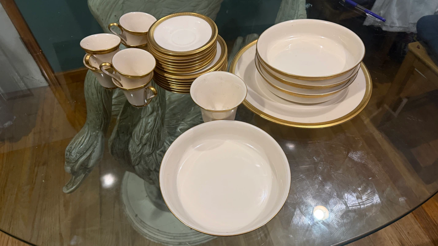 Lenox China "Aristocrat" Dinner Plates / Gold Encrusted Band