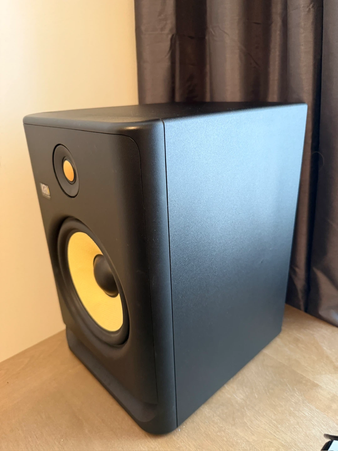 KRK Rokit 8 Studio Monitor Speaker - photo 3