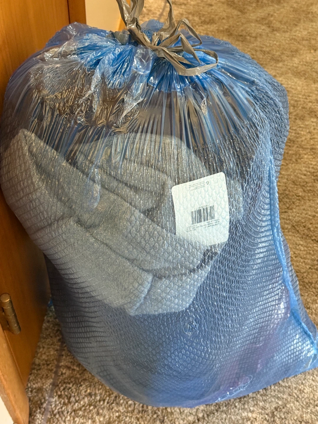 Mystery bag of 2x-3x men’s fall jackets.
