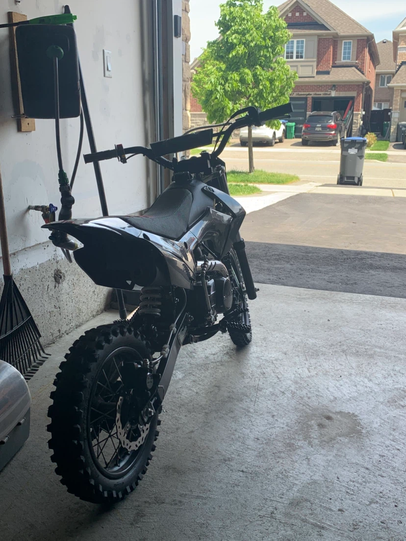 Evoque Dirt Bike