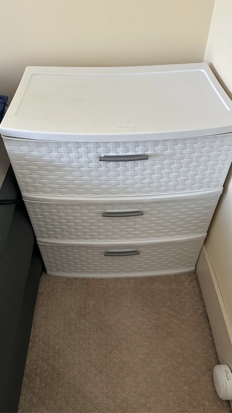 Plastic Sterilite 3-Drawer Storage Unit - photo 3